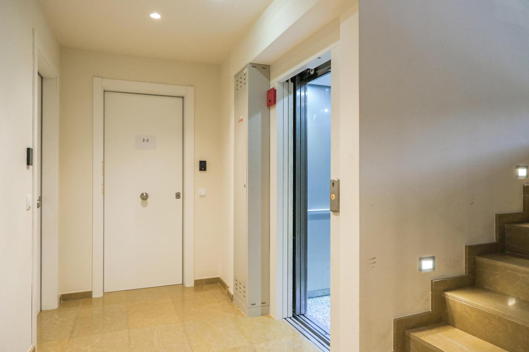 Can Cintet 1 Apartamento En La Plaza De Besalú Exteriör bild