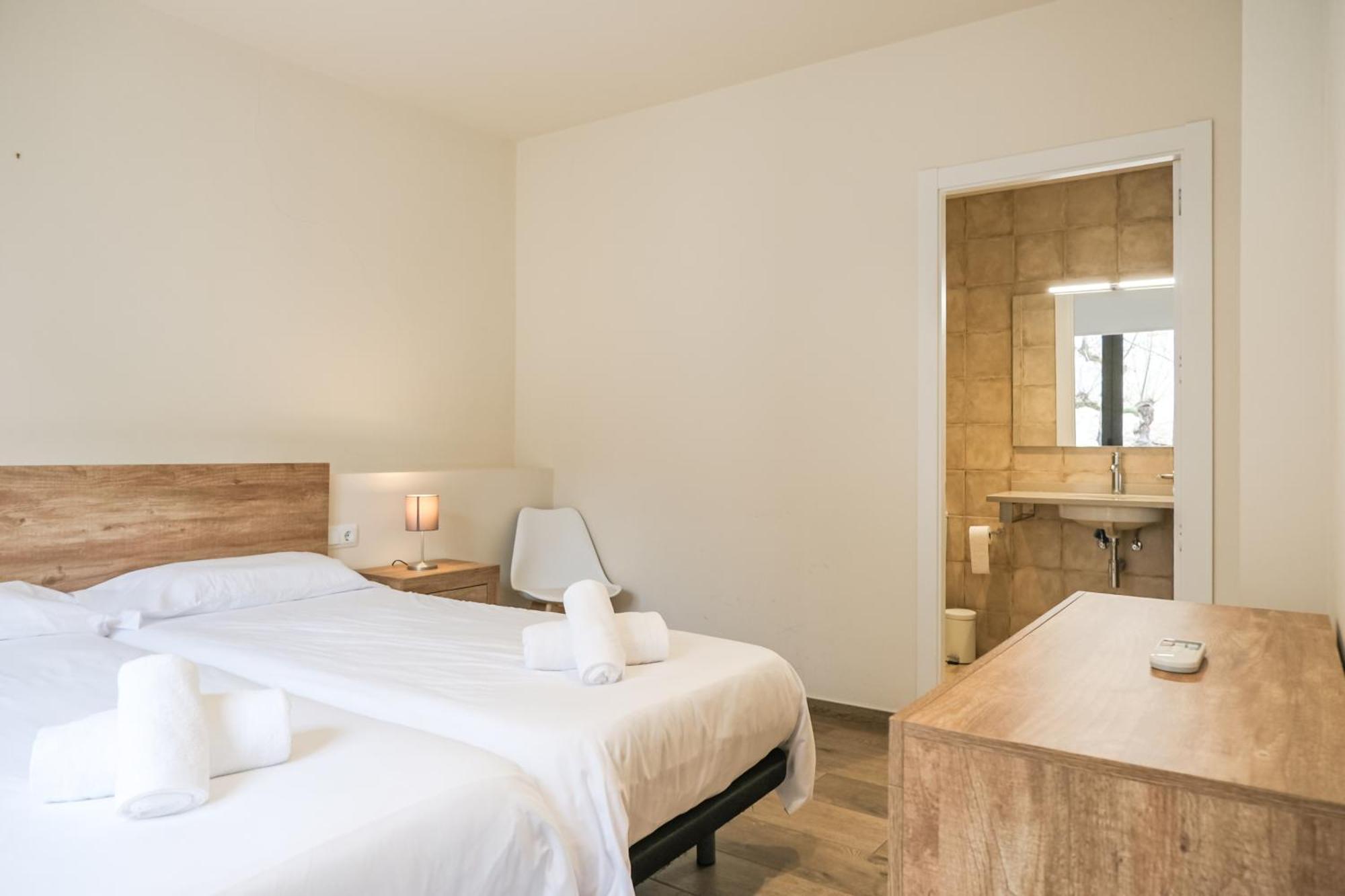 Can Cintet 1 Apartamento En La Plaza De Besalú Exteriör bild