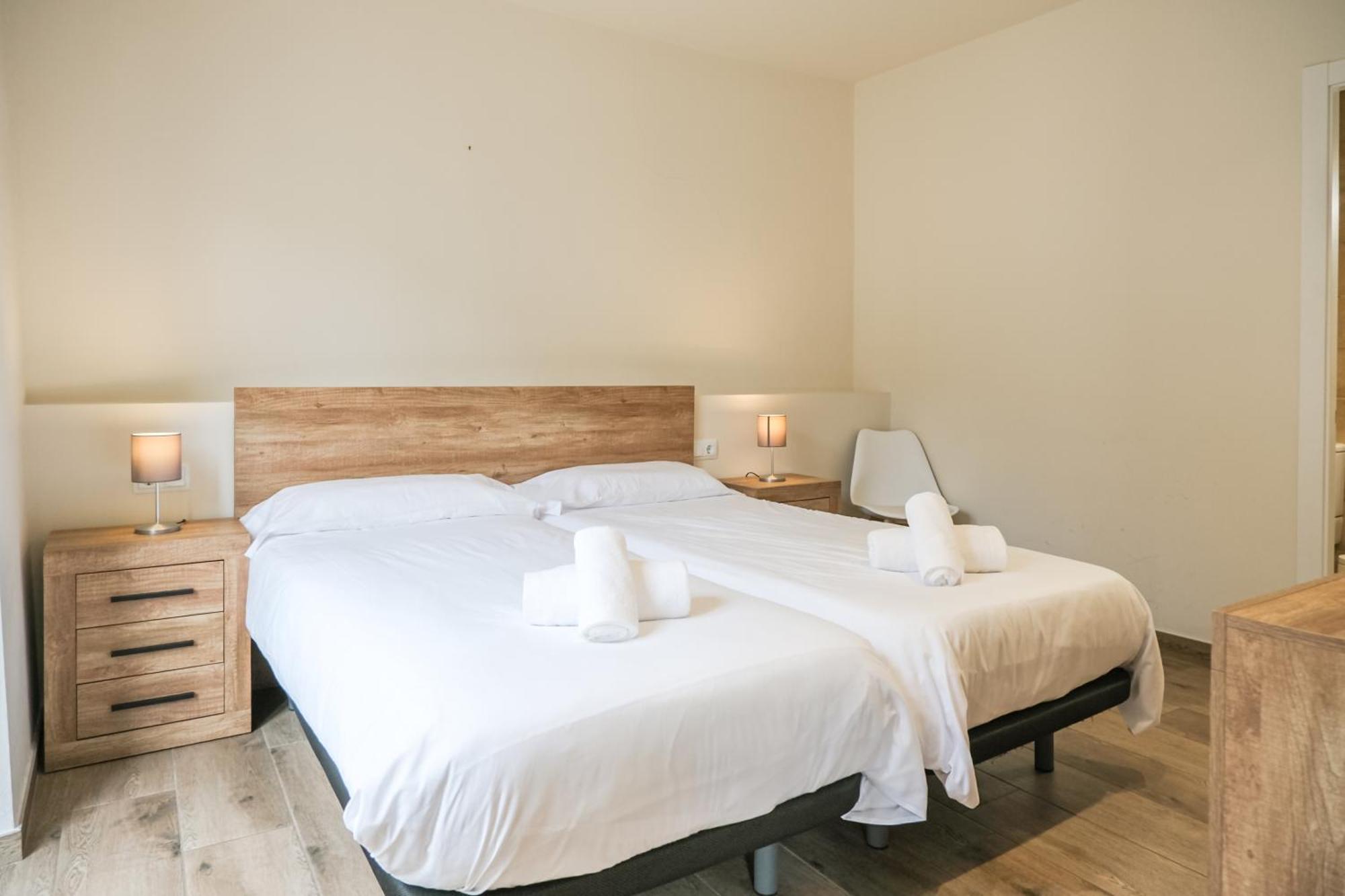 Can Cintet 1 Apartamento En La Plaza De Besalú Exteriör bild